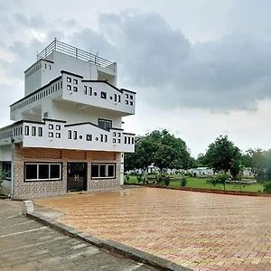 Wildlife Gir Resort